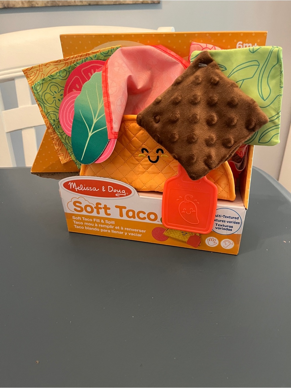 NEW Melissa & Doug Soft Taco Fill And Spill Toy Crinkle Sensory play Food Kit